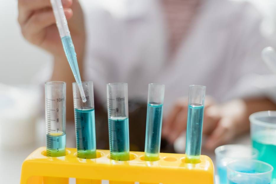 pruebas de laboratorio en clinica hispana