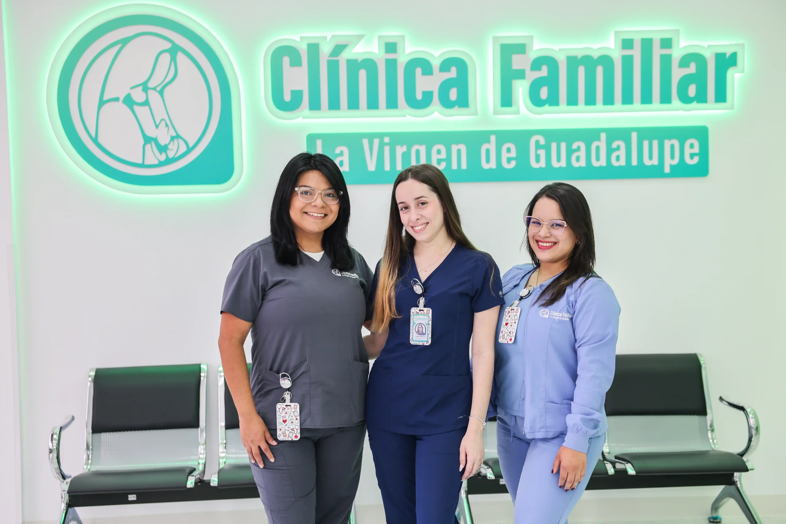Equipo de Trabajo Clínica Oakcliff Equipo de trabajo de la Clínica la Virgen de Guadalupe sede Oakcliff
